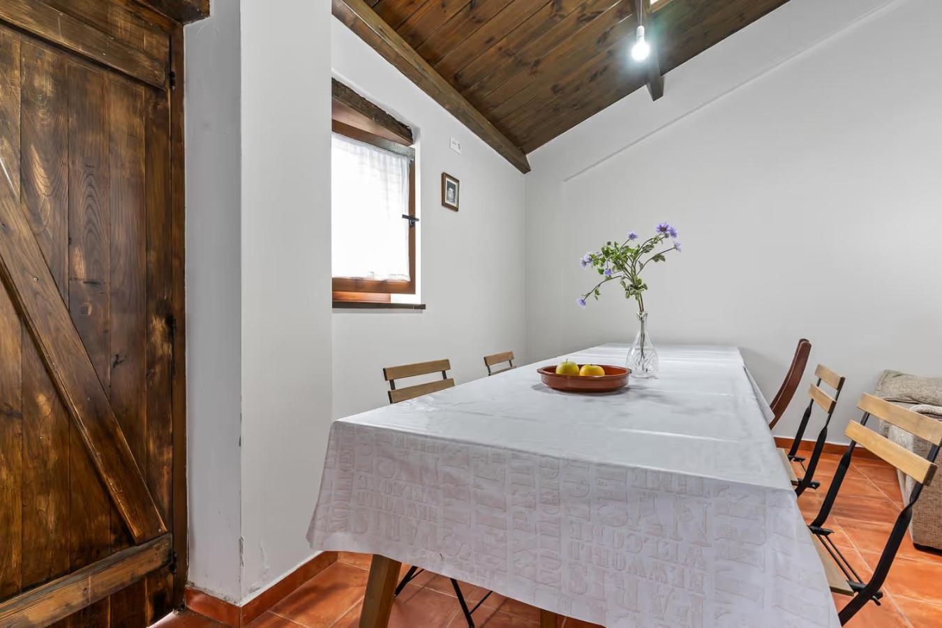 Apartamentos Turisticos As Cetareas Rinlo Esterno foto